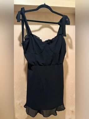 Le Lis Black Lace-Trim Dress Size Medium